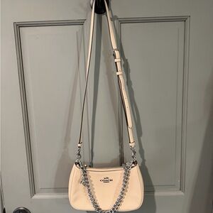 Coach Outlet Teri Bag Beige Shoulder Bag with Chain Detail